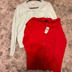 Lot of two woman’s cardigan’s size medium
